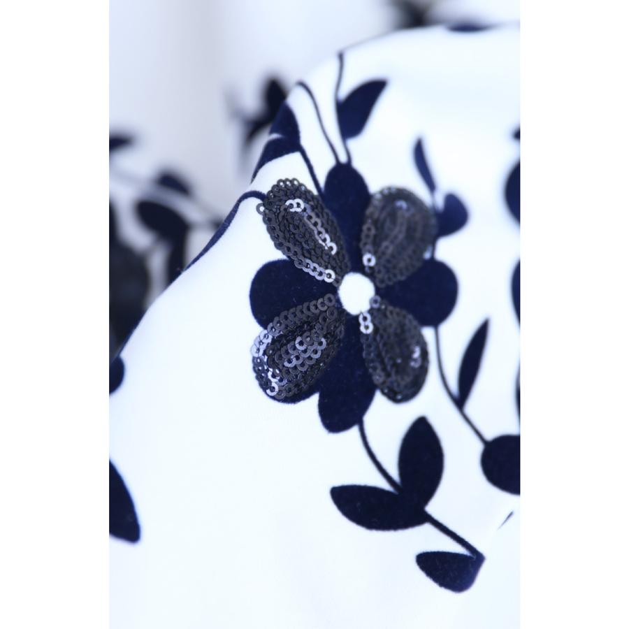 French Pave ささやかに煌めく花びら 黒花ドルマントップス Tシャツ Sl対応 Cawaii W670 French Pave 通販 Yahoo ショッピング