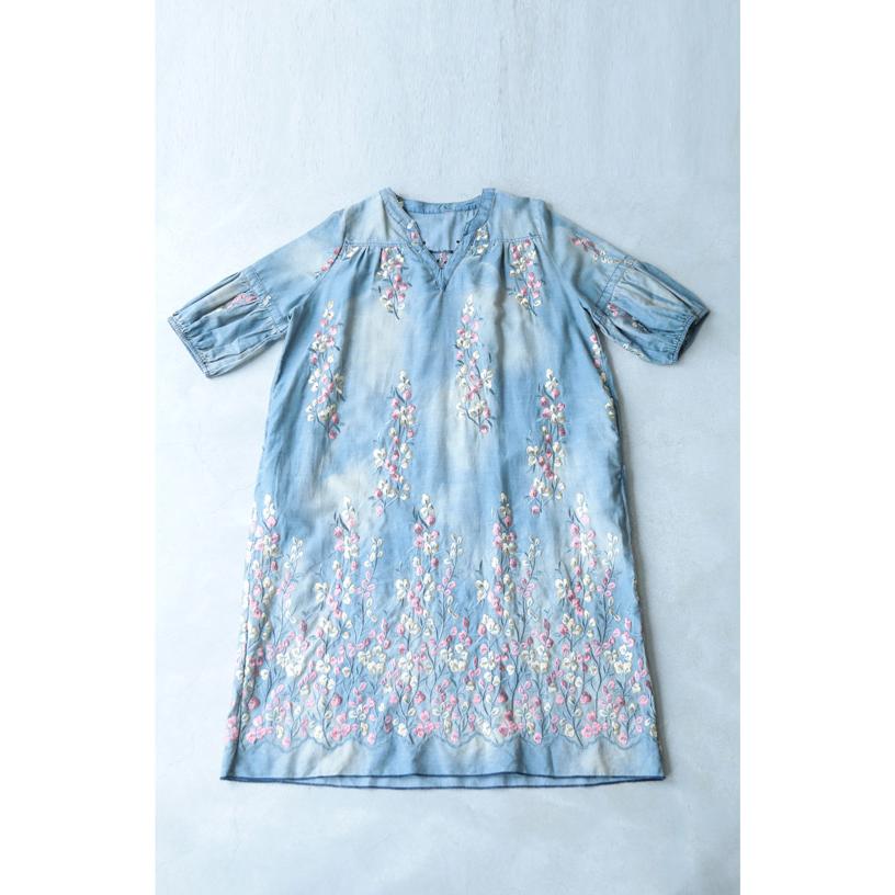 cawaii FRENCH PAVE 梅の花 デニム刺繍ワンピース SL対応 : CAWAII