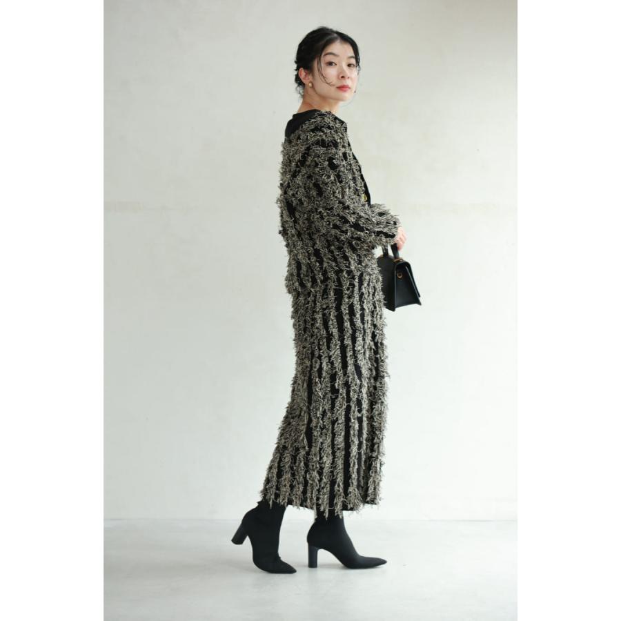 黒 バイカラーフリンジのニットカーディガンとスカート2点セット