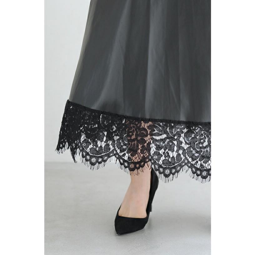 セール商品返品交換不可】定価:7800黒 裾レースのフェイクレザー