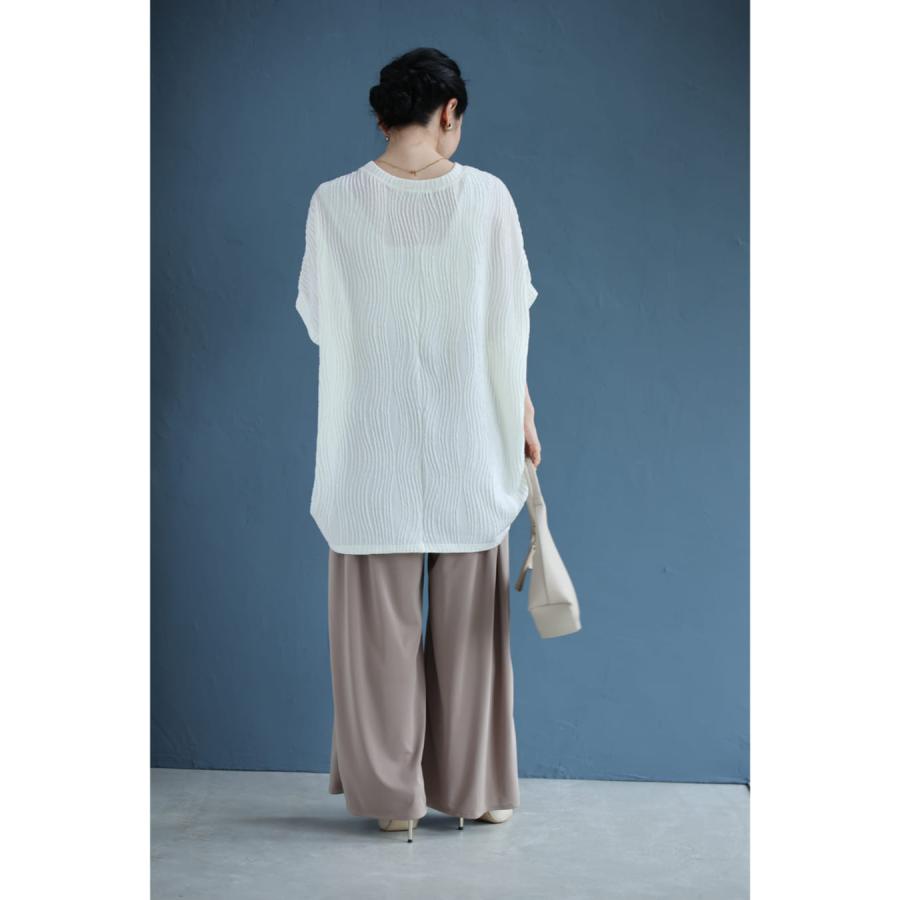 Sから3L対応 ゆったりドルマンシルエットの柔らか流線カットソー