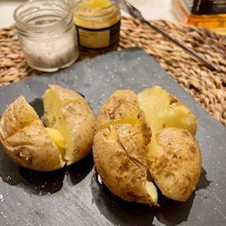 黒トリュフ塩と白トリュフバターのギフト : FRESH TRUFFLE JAPAN 黒トリュフ塩と白トリュフバターのギフト : FRESH TRUFFLE JAPAN