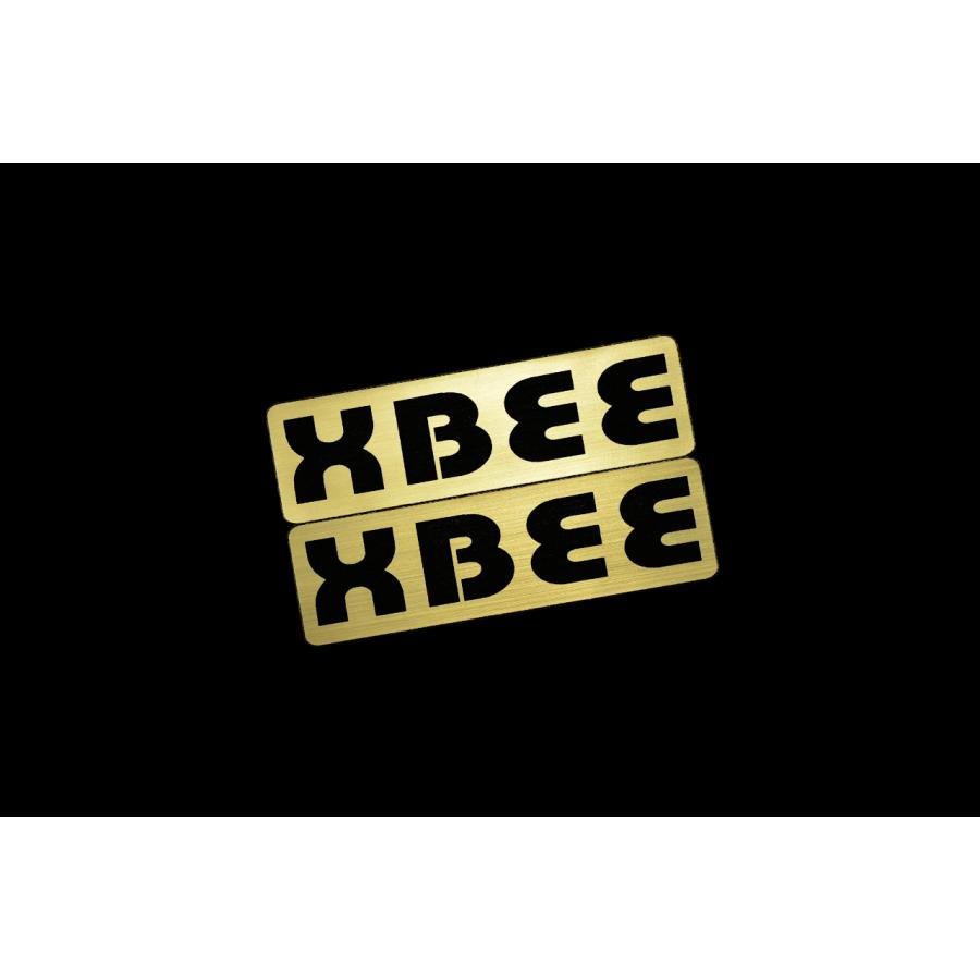EEE-18-1 XBEE 金黒 アクリル2層 ステッカー スズキ クロスビー Xビー
