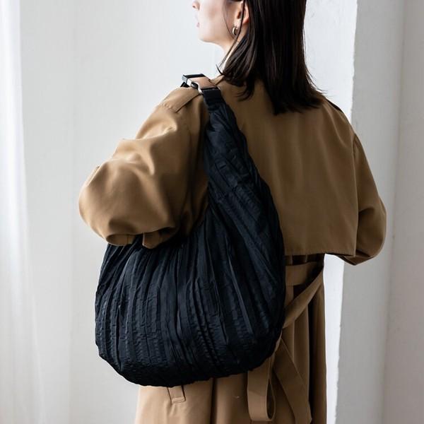 2Way ポリエステル素材 プリーツ加工 クロワッサン 三日月型 ワン 