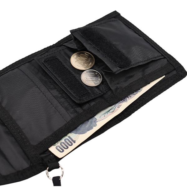 ATTITUブラック三つ折り財布 ストラップ付き ATTITUブラック三つ折り財布 ストラップ付き