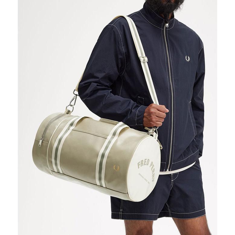 FRED PERRY フレッドペリー バレルバッグ ボストンバッグ L7255 FRED PERRY フレッドペリー バレルバッグ ボストンバッグ L7255
