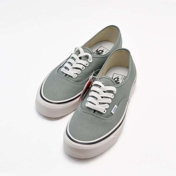 新品未使用　バンズ　VANS　オーセンティック　authentic 26cm VANS バンズ スニーカー AUTHENTIC REISSUE 44 LX LEATHER WHITE
