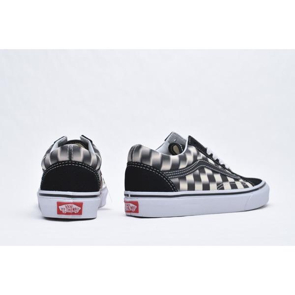 VANS（ヴァンズ） バンズ スニーカー OLD SKOOLオールドスクール BLUR