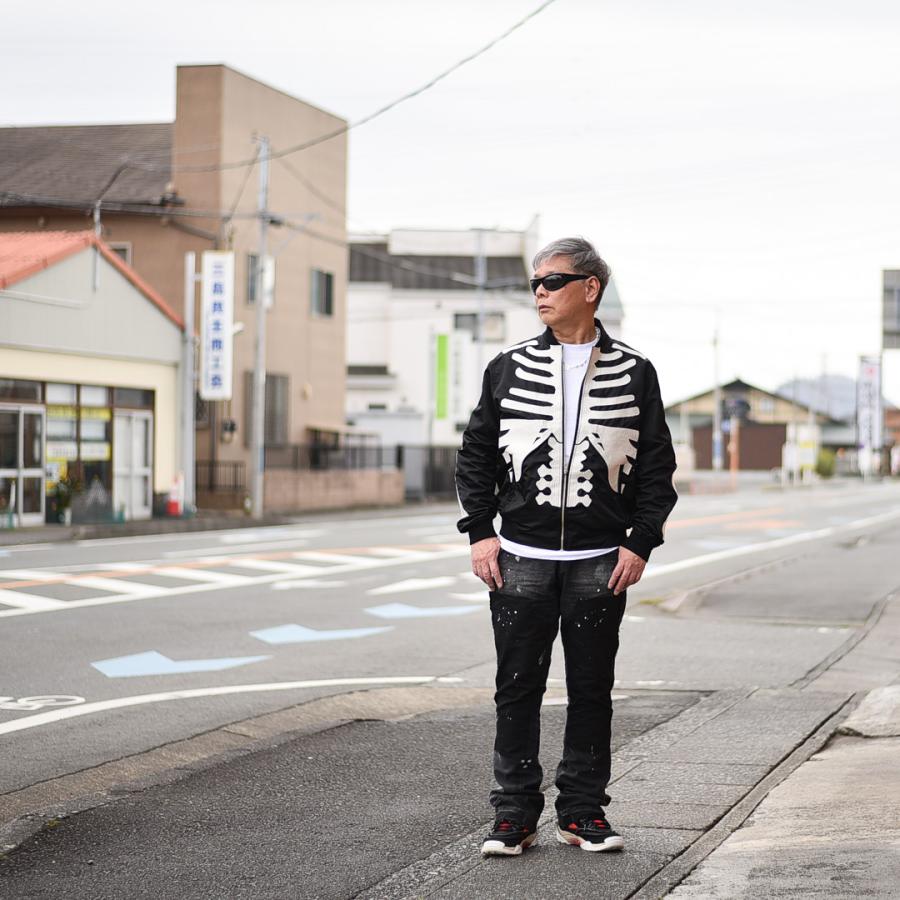 vanson ボンバージャケット 黒 VANSON バンソンボンバージャケット ナイロン素材総刺繍ボーン柄
