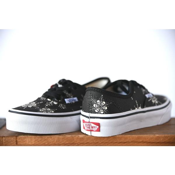 VANS（ヴァンズ） キッズ バンズ スニーカー AUTHENTIC (VAN DOREN