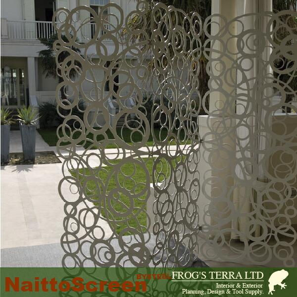 ナイットスクリーン L（W219cm×H190cm）（屋内外用パーティション）（アルミ製 BYSTEEL 商業施設 ホテル 間仕切） |  | 04