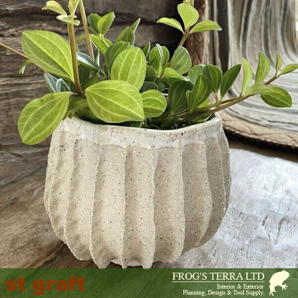 Granite Pot C7317（直径17cm×H13.5cm）（底穴なし）ハンドメイド 土もの 陶器鉢 プランター 園芸 |  | 02