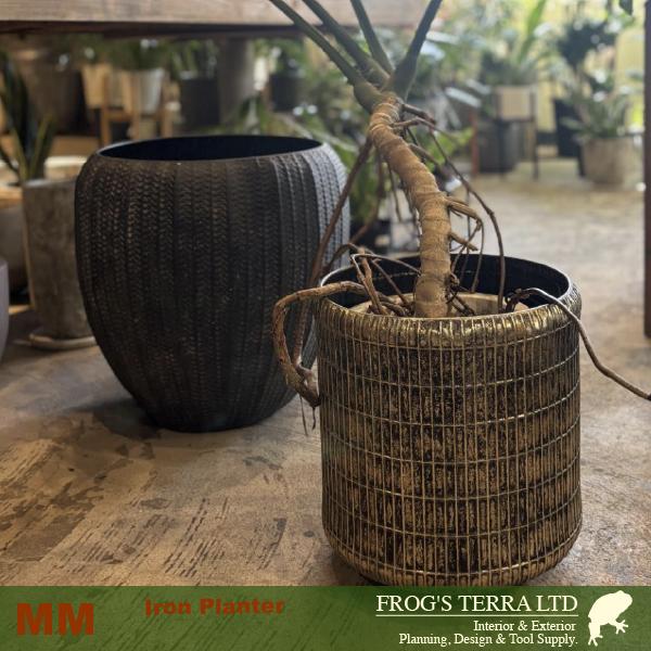 MM02 ネットラウンド L（直径47cm×H48cm）（底穴なし）鉄製 アイアン 鉢カバー 室内用 |  | 02