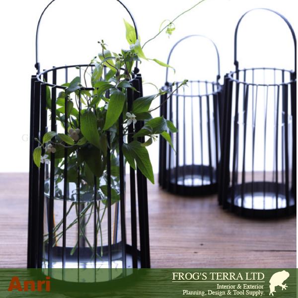 アンリ ランタン S TM-003S（直径14.5cm×H21cm）（底穴なし）（鉄製 花器 ガラス） |  | 02