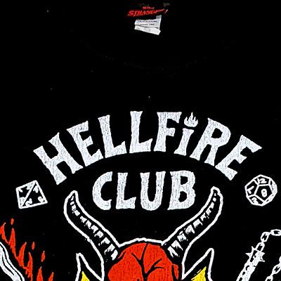 ストレンジャー・シングス ヘルファイア・クラブ ロゴTシャツ