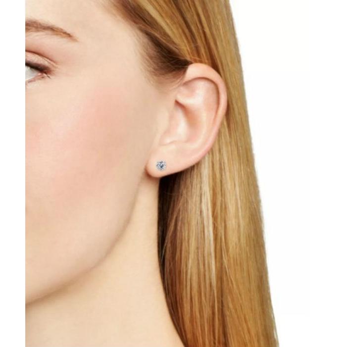 De Beers デビアス ジュエリー ライトボックス Lightbox Cusion LabGrown Diamond Stud