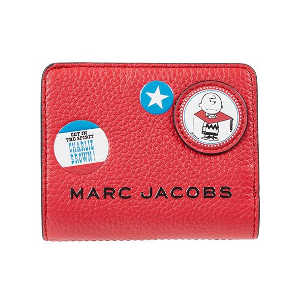 今年の新作から定番まで マークジェイコブス 二つ折り財布 MARC JACOBS M0016822 ★ PEANUTS X MARC JACOBS THE BOX MINI COMPACT WALLET(Red Multi)ピーナッツ コンパクトウォレット
