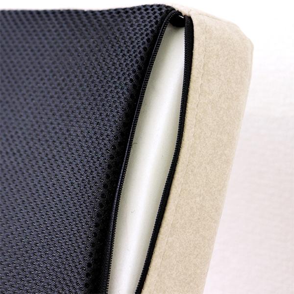 ドイツ社製自然塗料の安心・安全ペットベッド Mサイズ 環境に優しいエコ塗装仕上げ 北欧パイン材 クッション付 名入れ レーザー刻印 