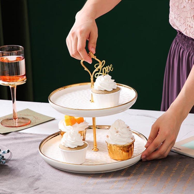 ケーキスタンド 2段 ケーキ皿 高級陶器製 ケーキ台 デザート台 おしゃれ お菓子トレイ 食器 ケーキ 皿 ホームパーティー ティーパーティー アフタ Fro1211 Frontier Works 通販 Yahoo ショッピング