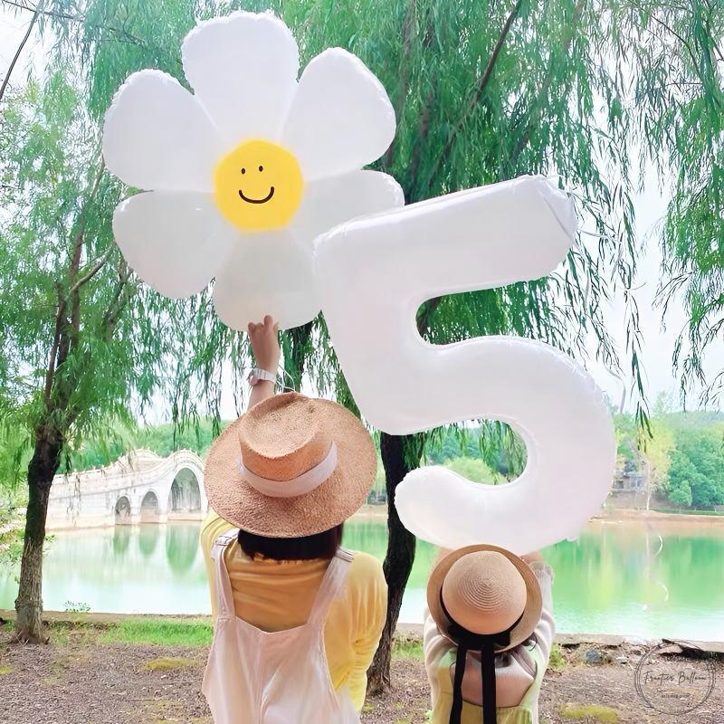 数字バルーン　1 8 大きい　飾り　90cm ホワイト　誕生日　パーティー regalo（パーティグッズ） 数字 バルーン ホワイト 90cm 白