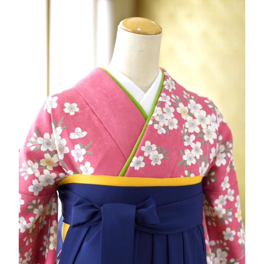 すずらん　卒園式 袴 花柄着物 120cm すずらん様専用 卒園式 袴 花柄着物 120cm