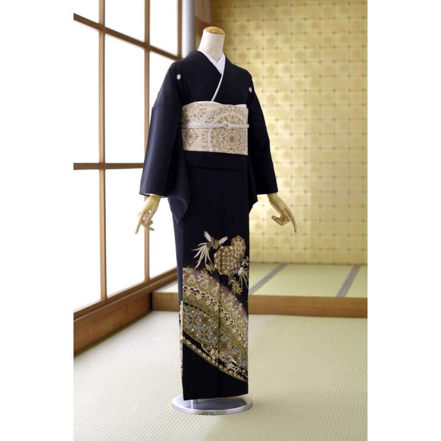 D753 黒留袖　総刺繍　鳥　花模様　落款　正絹　着物　袷　未使用極美品 留袖とモーニング同時注文で10%OFF 個性的な柄 留袖 レンタル 極楽鳥