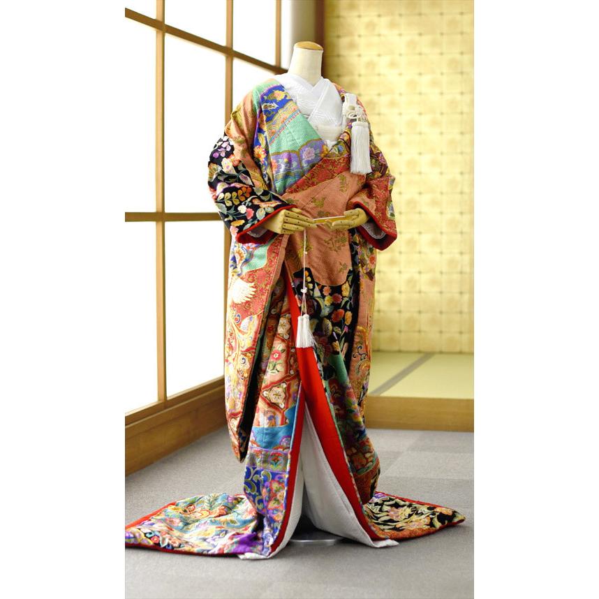 色打掛 レンタル 結婚式 披露宴 前撮り 花嫁和装 花嫁衣装 打ち掛け お色直し 着物レンタル 貸衣装 〔手刺繍道長更紗華文〕 フォトブックプレゼント