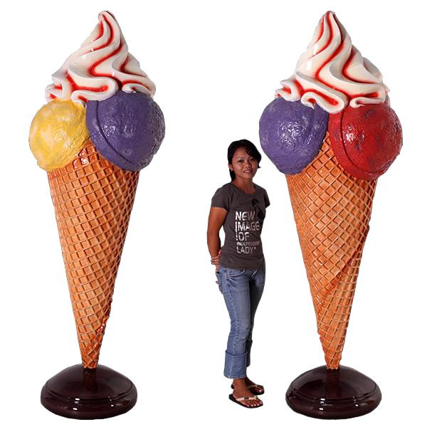 大きなアイスクリーム FRPオブジェ : 日本最大級のFRP造形物オブジェ