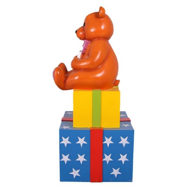 子グマのプレゼントボックス FRPオブジェ |  | 04