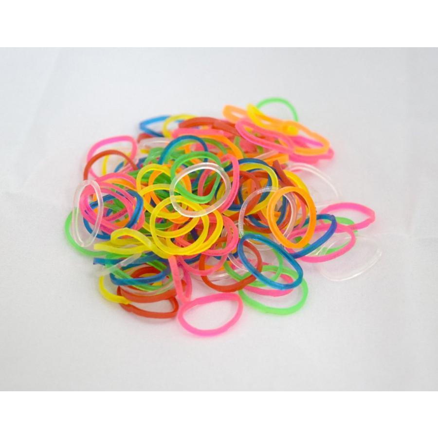 COLOR BANDS ☆ミックスセット 3000本☆ ５種類のカラーバンドが入ったセット 計約3000本入り 半透明Sフック・かぎ針付き |  | 02