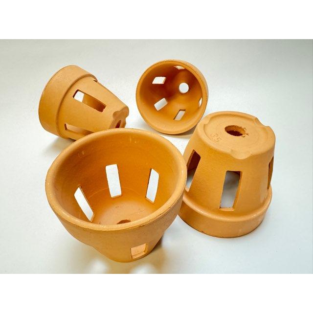 R8/01/13少量入荷！穴あき(胴抜き)素焼鉢-3.5号[長四角形穴]洋蘭/着生
