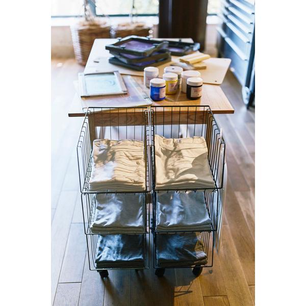 マルチワゴン ラック スタッキング キャスター付き 収納 ワゴン 3段タイプ 三段 スチール 店舗 AKB-438AGD |  | 06