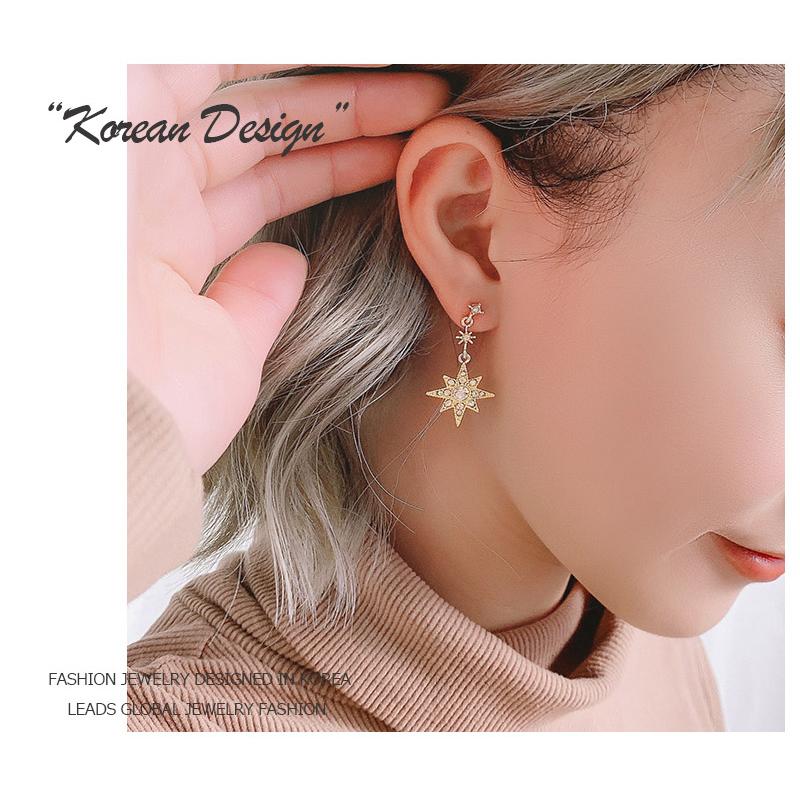 ピアス 18金 仕上げ CZダイヤ 星月 モチーフ レディース 揺れる アレルギー対応 ポイント消化 アシンメトリー 誕生日 母 プレゼント |  | 01