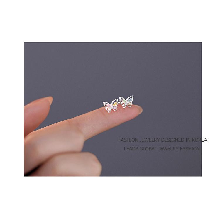 ピアス アレルギー対応 レディース 蝶々 バタフライ 韓国ファッション キラキラ おしゃれ アクセサリー ポイント消化 誕生日 母の日 プレゼント |  | 02