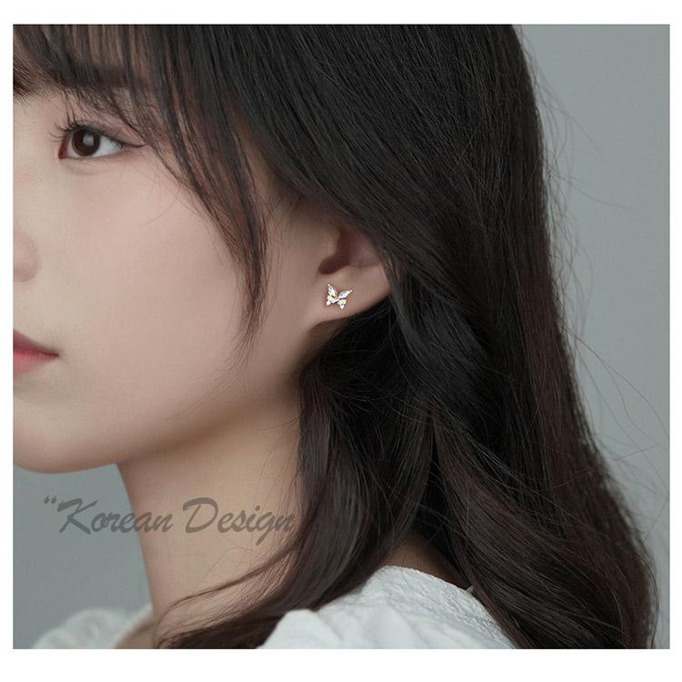 ピアス アレルギー対応 レディース 蝶々 バタフライ 韓国ファッション キラキラ おしゃれ ポイント消化 誕生日 母の日 プレゼント |  | 01