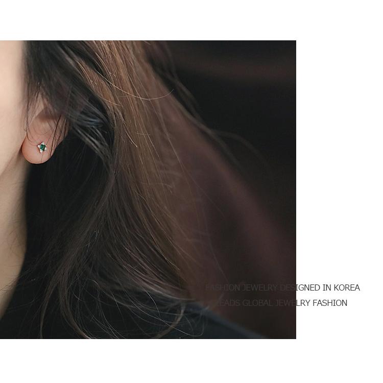 SWAROVSKI ピアス レディース 18金仕上げ 花 小さめ エメラルド