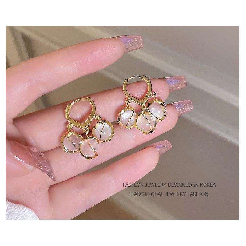 ピアス レディース 18金 仕上げ アレルギー対応 トリプル クリスタルボール 揺れる 韓国ファッション 誕生日 母の日 クリスマス プレゼント ポイント消化 爆買 |  | 02