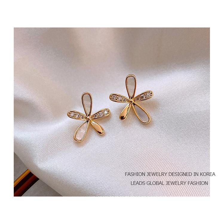 ピアス 18金 仕上げ 小ぶり お花 フラワー アレルギー対応 ポイント消化 誕生日 母の日 プレゼント 韓国ファッション 爆買 |  | 02