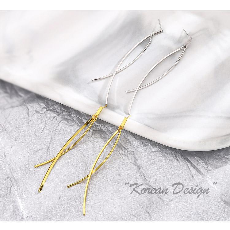 ピアス 18金仕上げ アレルギー対応 揺れる ロングピアス レディース 韓国ファッション キラキラ おしゃれ アクセサリー 誕生日 プレゼント |  | 10