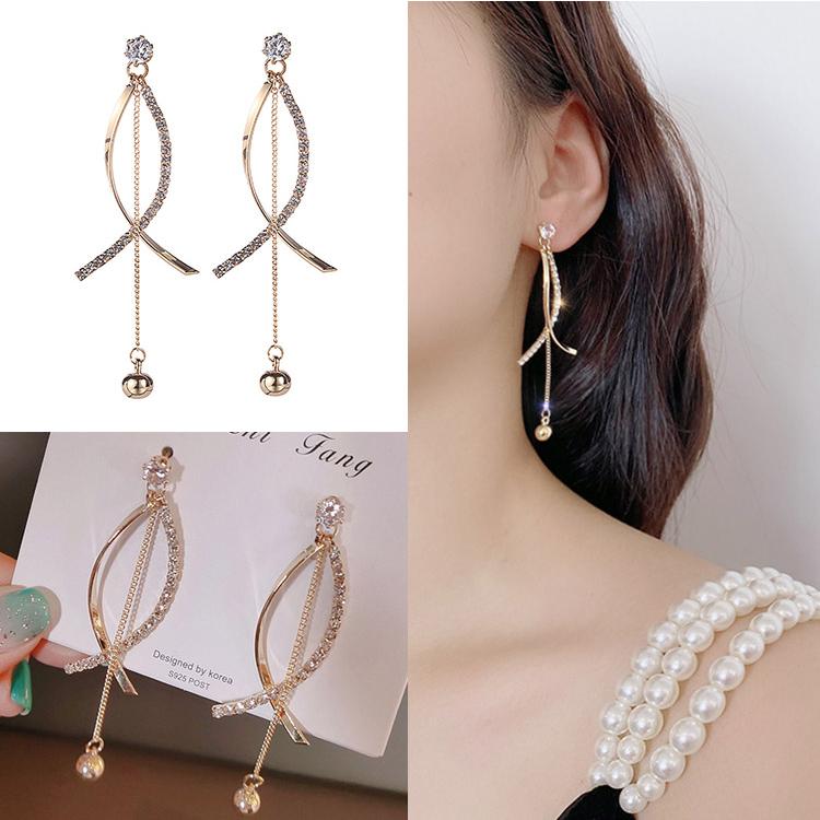 ピアス 18金 仕上げ CZダイヤ 揺れる タッセル 韓国ファッション アレルギー対応 ポイント消化 誕生日 母の日 プレゼント | 