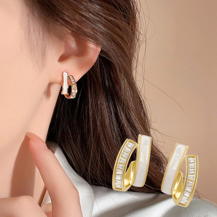 ピアス レディース 揺れる 2連風 スタッドピアス ダブルライン シェル風 14kコーティング ゴールド 小さめ 上品 大人可愛い オフィス ポイント消化 爆買 | 