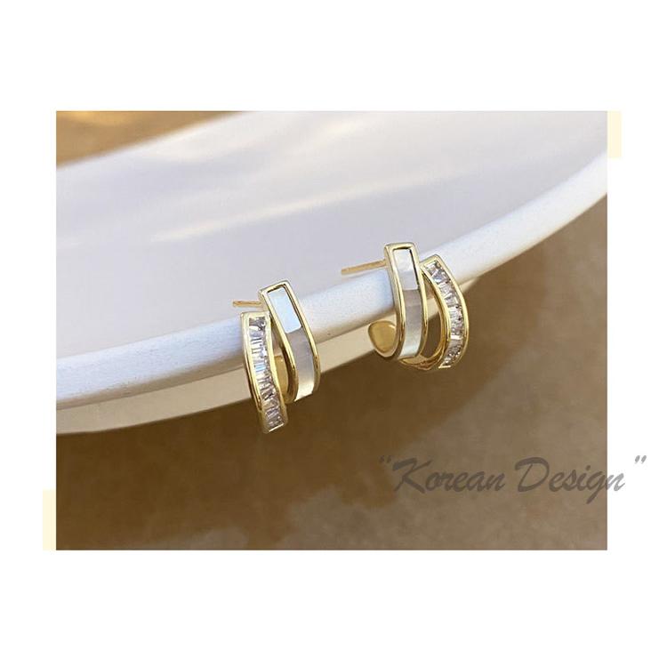 ピアス レディース 揺れる 2連風 スタッドピアス ダブルライン シェル風 14kコーティング ゴールド 小さめ 上品 大人可愛い オフィス ポイント消化 爆買 |  | 03