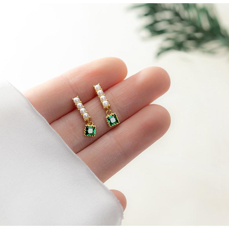 ピアス パール レディース 18金仕上げ アレルギー対応 エメラルド 揺れる アクセサリー ポイント消化 誕生日 プレゼント 爆買 |  | 06