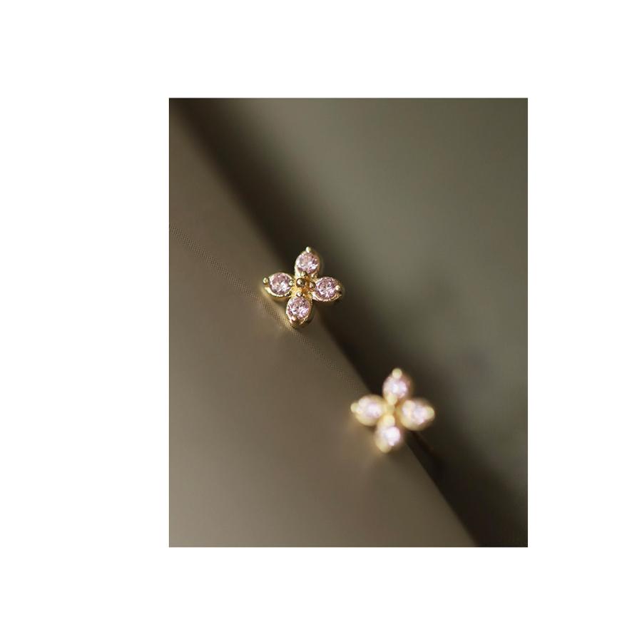 ピアス レディース 18金 仕上げ アレルギー対応 花 小さめ ゴールド オーストリア産 クリスタル採用 大人 可愛い おしゃれ ポイント消化 爆買 |  | 13