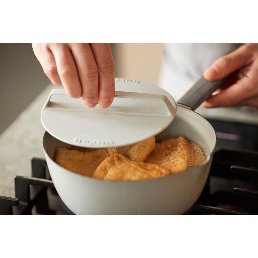 VERMICULAR 片手鍋 シーソルトホワイト20㎝ バーミキュラ (Vermicular) YUKIHIRA 20cm シーソルトホワイト