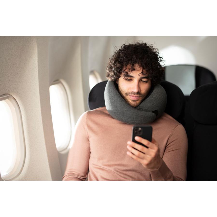 未使用 Ostrichpillow ネックピロー 低反発 オーストリッチピロー Ostrichpillow(オーストリッチピロー)Go Neck Pillow(ネックピロー