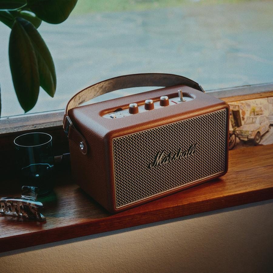 Marshall(マーシャル) ポータブルスピーカー Kilburn3 ブラウン : 二子