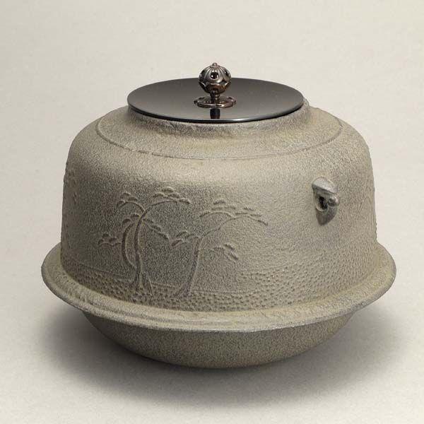 茶道具・炉釜】浜松図真形羽付釜 政光作 : ふげつ工房ヤフー店 - 通販