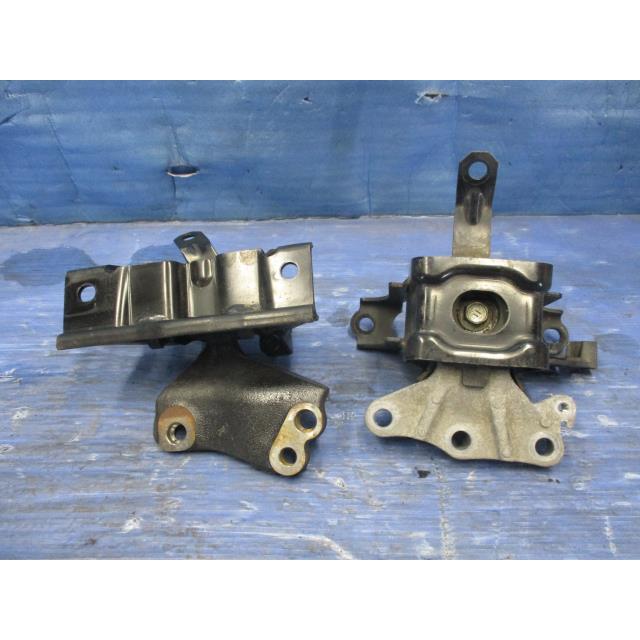 h*0様 アルトワークス 、ターボRS HA36S エンジンマウントセット h*0様 アルトワークス 、ターボRS HA36S エンジンマウントセット