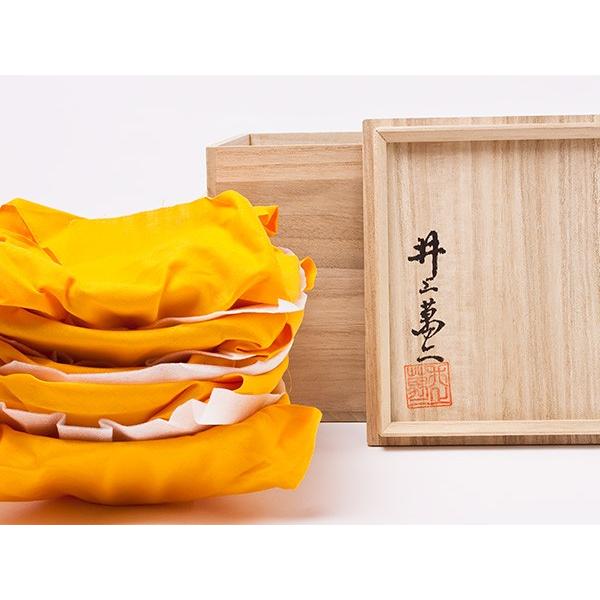 送料無料】人間国宝 井上萬二 作 銘々皿 白磁笹彫文 5枚 inouemanji-23